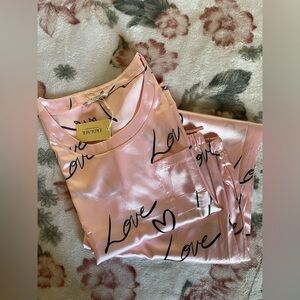 Satin Love Print Pajama Set in Pink